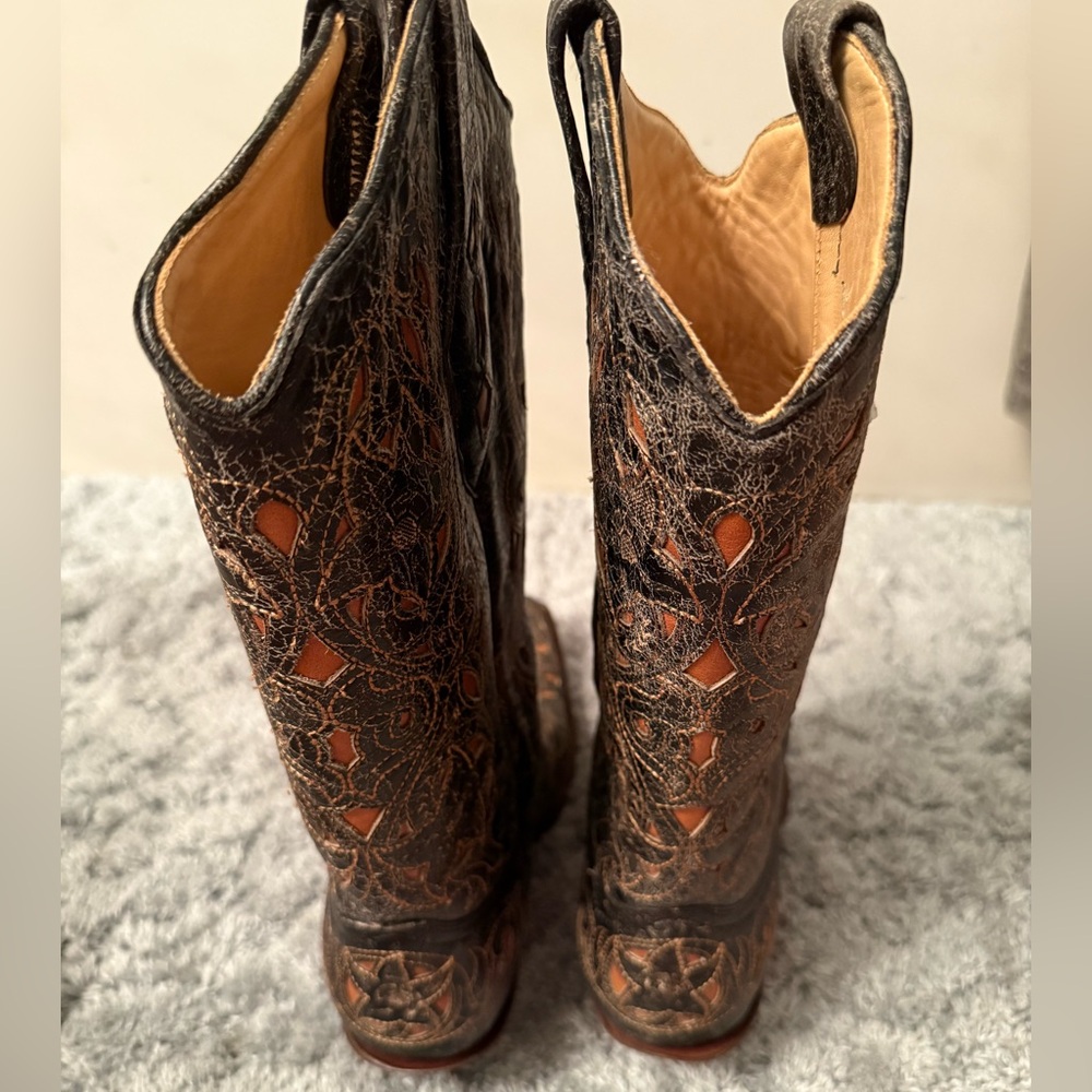 Corral Vintage Brown and Reddish-Tan Western Cowboy Boots - Picture 3 of 15